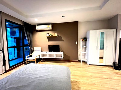 Condos for rent Robinson Sriracha : Ladda Plus - Condo in the heart of Sriracha - sea view room, 8th floor - 10000.-