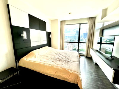 คอนโดให้เช่า : ⭐️⭐️ 215424 ให้เช่า The Room Sukhumvit 62 (วิวรถไฟฟ้า) แอดไลน์ >> @top98 (ใส่@ด้วย) ⭐️⭐️ (ภาพถ่ายจากห้องจริง)