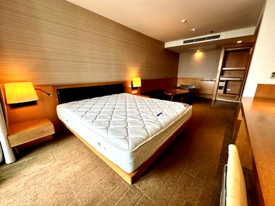 Condos for rent Sathorn Thani Tower : Condo For Rent | No have Kitchen Special Price“Sathorn Heritage” 41 Sq.m. Near BRT Arkan Songkhro and BTS Chong Nonsi