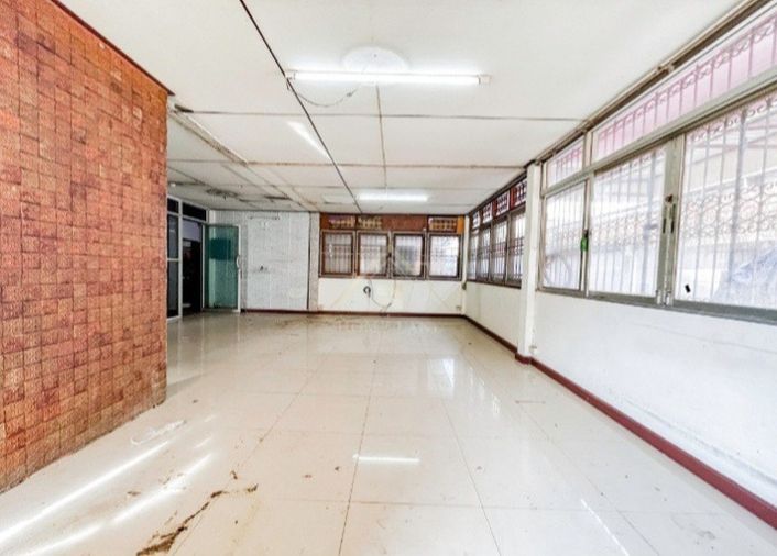 7-bed house for sale, 200 sqm, 100 sq wah, Wang Thonglang