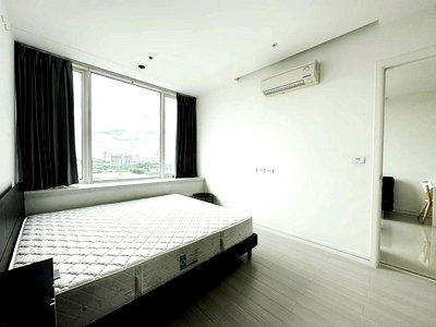 Condos for rent : Gifr0150 TC Green Rama 9 Condo For RENT