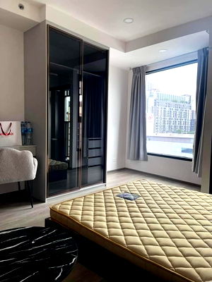 คอนโดให้เช่า : โครงการไอคอนโด SoHo Bangkok Rachada ใกล้ MRT ห้อวยขวาง( KYZ 157 )