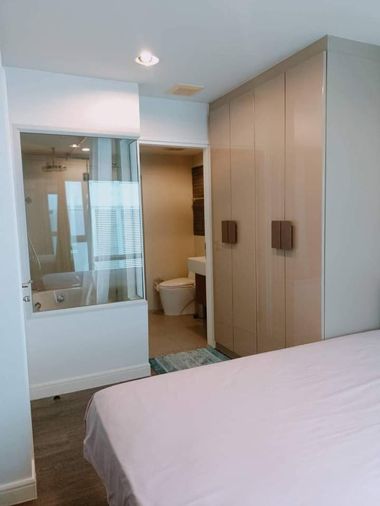 Rent The Crest Sukhumvit 49  Near BTS Tong Lor