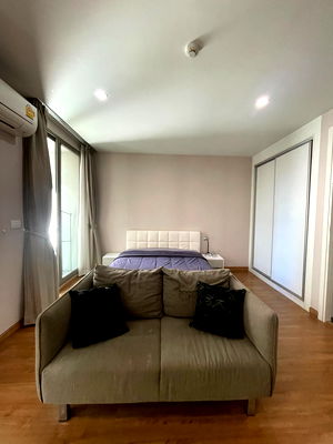 Condos for rent 700 Year Sports Arena Chiang Mai : For rent, Nimmana Condominium, only 14000 baht per month, available for 5 September, Tell (0955752068 Khun Chompoo)