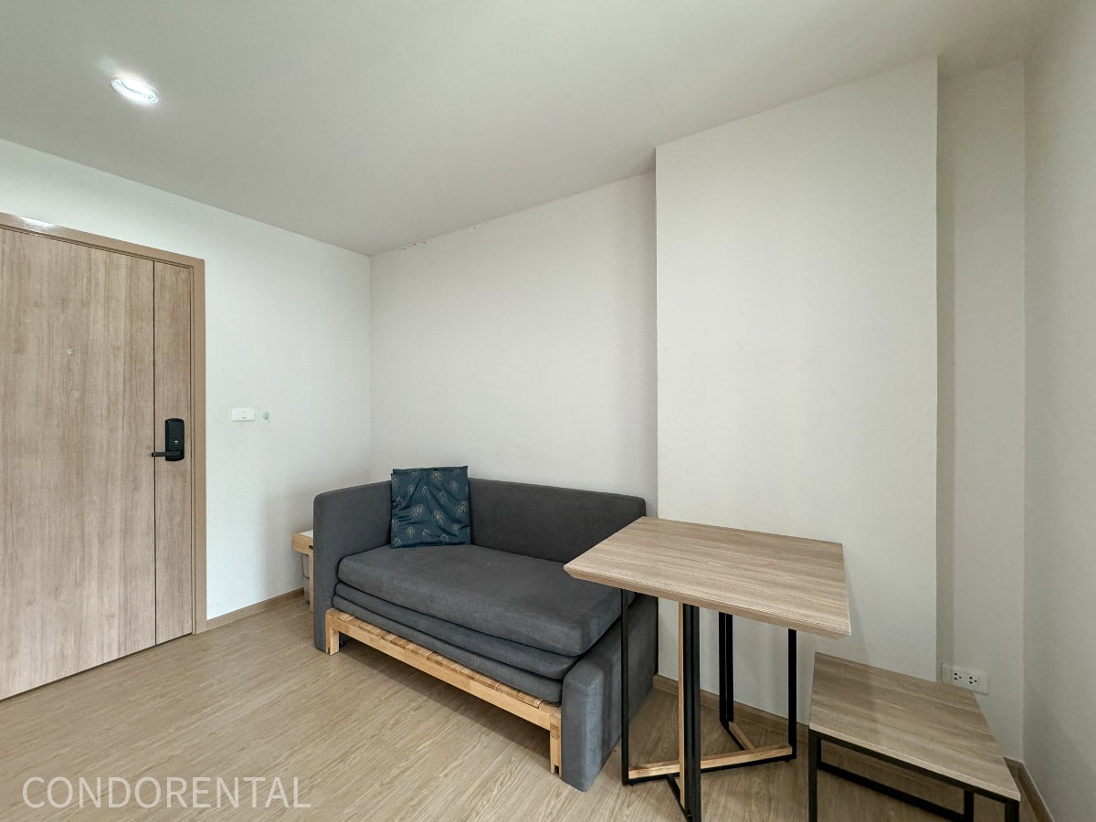 picture LINE @condorental for rent the room at The Excel Hideaway Sukhumvit 71 - 3/10