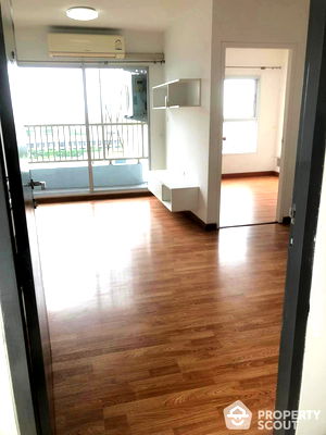 Condos for sale South Pattaya Road : 1-BR Condo at The Trust Condo South Pattaya close to Pattaya South (ID 1538748)