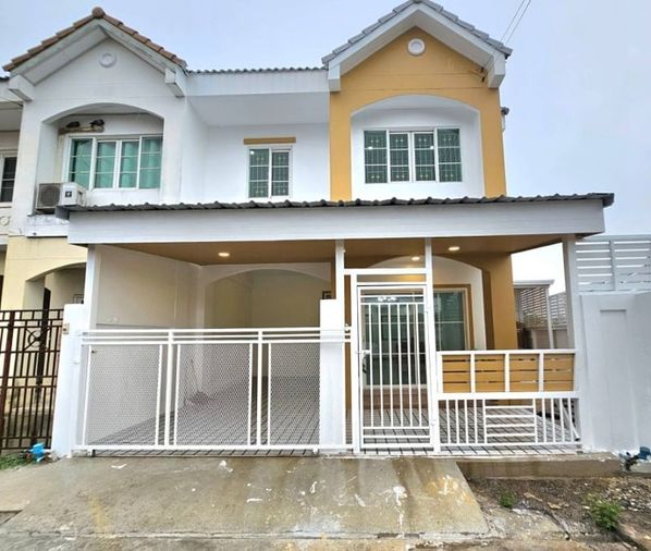 A67-039 🌟 ขายทาวน์โฮม หมู่บ้าน บัวทองธานี8  หลังมุม ส่วนตัว รีโนเวทใหม่ ถนนจันทร์ทองเอี่ยม  พร้อมอยู่