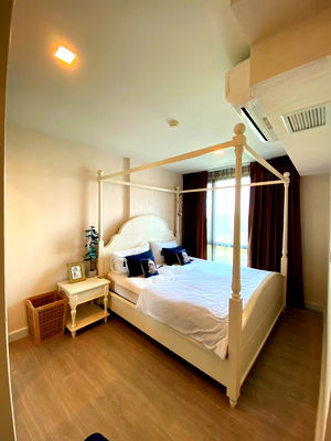 Condos for sale : Condo for sale Metro Luxe Riverfront view of the Chao Phraya River