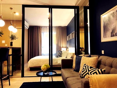 Condos for rent : LINE @condorental for rent the room at Life Asoke