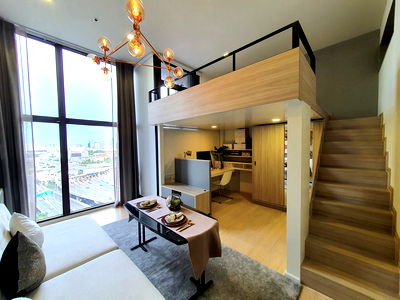 คอนโดให้เช่า : ห้องว่างพร้อมอยู่ครับ!Duplex Chewathai Residence ASOKE ติดMRT พระราม9 เครื่องใช้ไฟฟ้าครบ ห้องแยกสัดส่วน