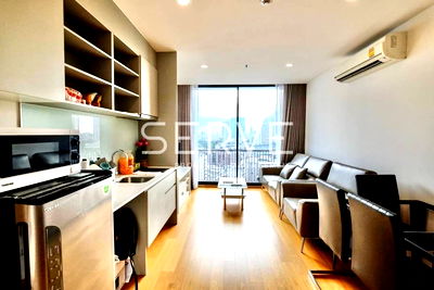 คอนโดให้เช่า : 2 นอน 2 น้ำ มีอ่าง 66.11 ตร.ม. ชั้นสูง 15+ ทำเลดีที่สีลม คอนโดใกล้ BTS สุรศักดิ์ 160 ม. ที่ Noble Revo Silom / ให้เช่าคอนโด