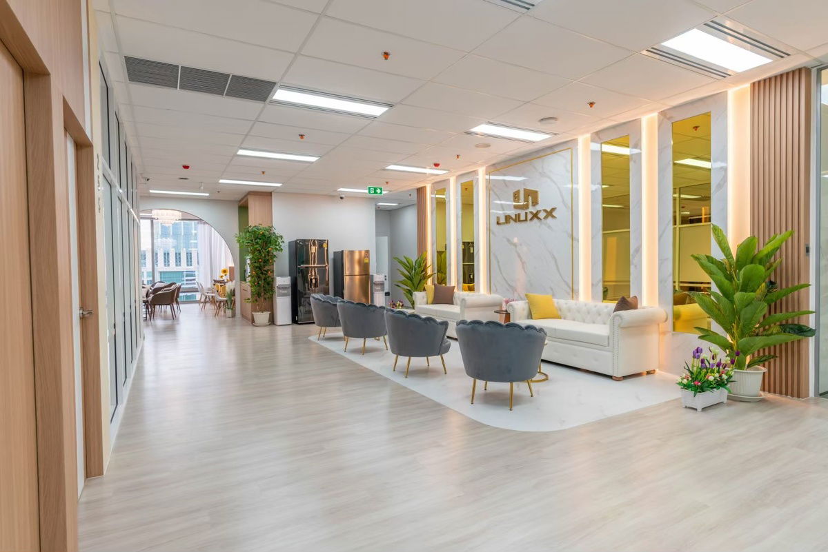 picture Luxury Office space from Linuxx Serviced Offices - 17/20