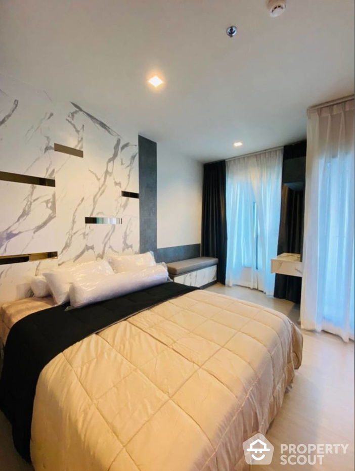 picture 1-BR Condo at Life Asoke - Rama 9 near MRT Phra Ram 9 (ID 1561070) - 2/9