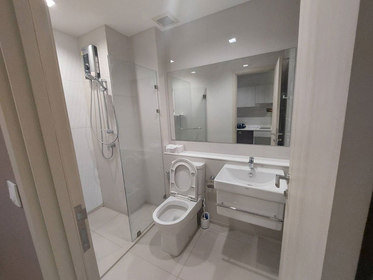 picture Condo for rent Life One Wireless, Studio - 6/6