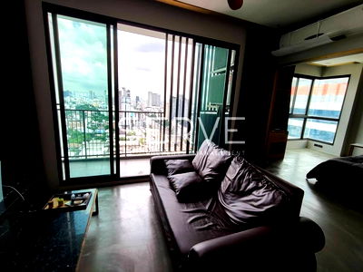 Condos for rent : 1 Bed Nice Room  Fully Furnished  Close to MRT Sutthisan  @ Quinn Ratchada