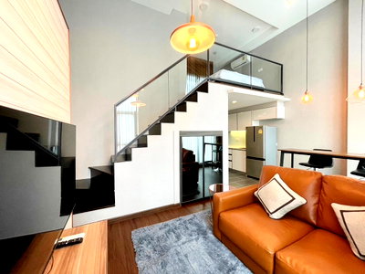 Condos for rent : *** Condo for rent : C Ekkamai 1 Bed Loft  High floor Nice decorated Fully furnished  ***