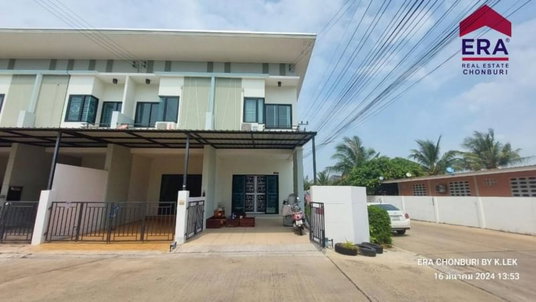  ขายทาวน์โฮมแปลงริม หมู่บ้านเอมัสท์บ่อวิน-เขาขยาย ทาวน์โฮม 2 ชั้น (23482 )