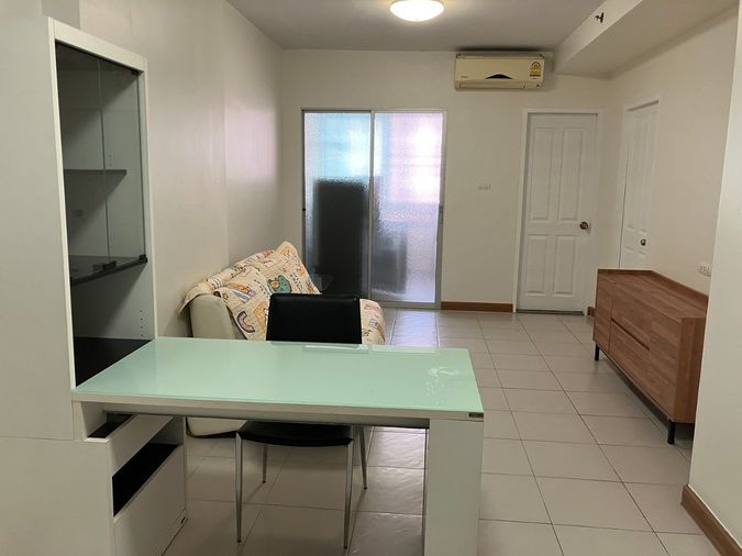 Supalai Park Kaset. 1bed 52sqm. Available 15Oct25! Line id: @pfagent