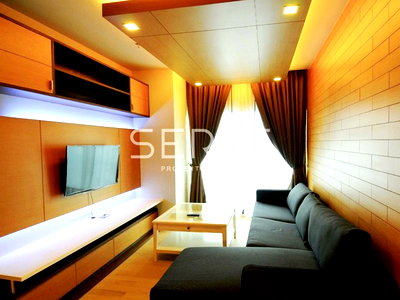 Condos for rent : Newly Renovated 1 Bed with Bathtub Unit BTS Phrom Phong 200 m. at Noble Refine Condo / Condo For Rent