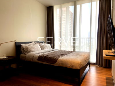 Condos for rent Phrom Phong : Studio 29.45 sq.m.  High Fl. 15+ Good Location Shuttle bus to BTS Phrom Phong 650 m. at Park 24 or Park Origin Phrom Phong Condo / For Rent