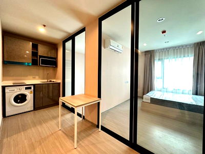 Condos for rent : Condo for rent: Aspire Erawan Prime, ready to move in. If interested, contact Line @goodmanpro or call 0999029192.