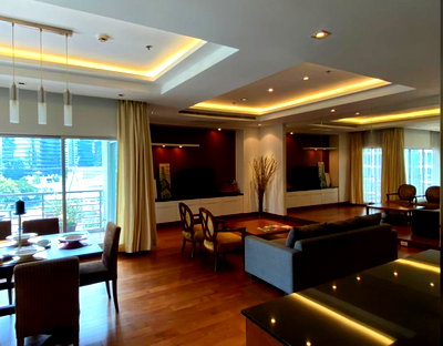 คอนโดให้เช่า : ให้เช่า Royal Residence. 3นอน 220ตร.ม. Line id: @pfagent