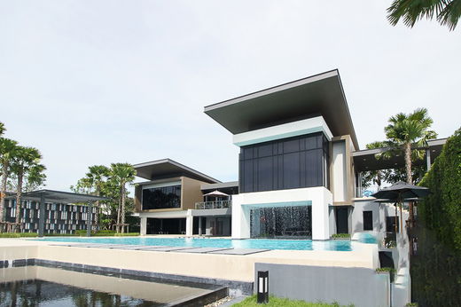 Project Mantana Srinakarin - Romklao Picture - 3/13