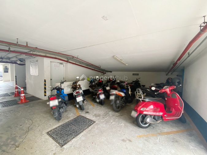 Ivy Sathorn 10