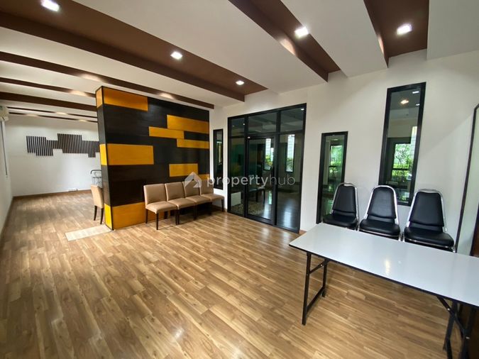 Ivy Sathorn 10