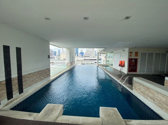 Ivy Sathorn 10