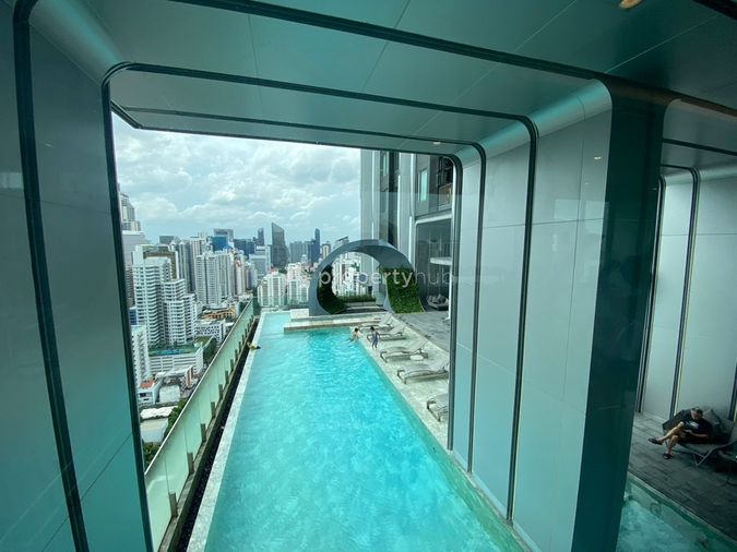 The Edge Sukhumvit 23