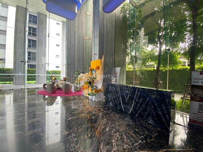 The Edge Sukhumvit 23