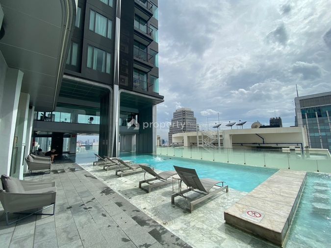 The Edge Sukhumvit 23