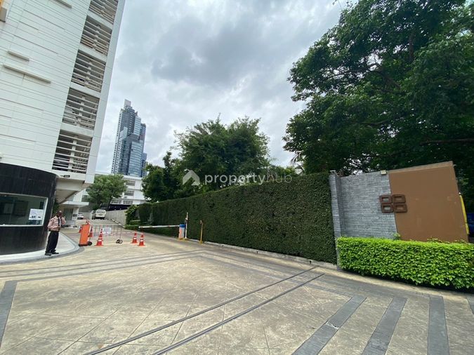 Ivy Sathorn 10