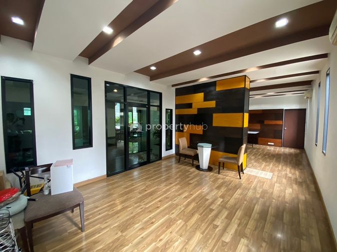 Ivy Sathorn 10