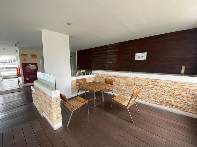 Ivy Sathorn 10