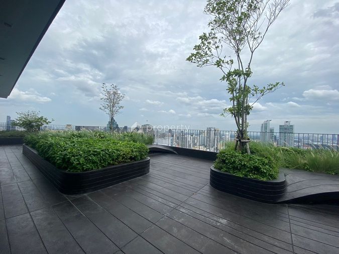 The Edge Sukhumvit 23