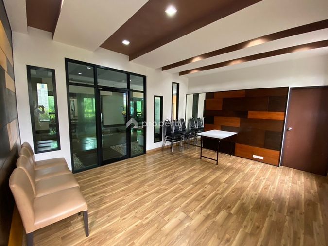 Ivy Sathorn 10