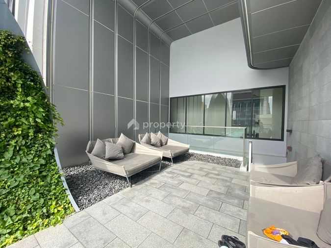 The Edge Sukhumvit 23