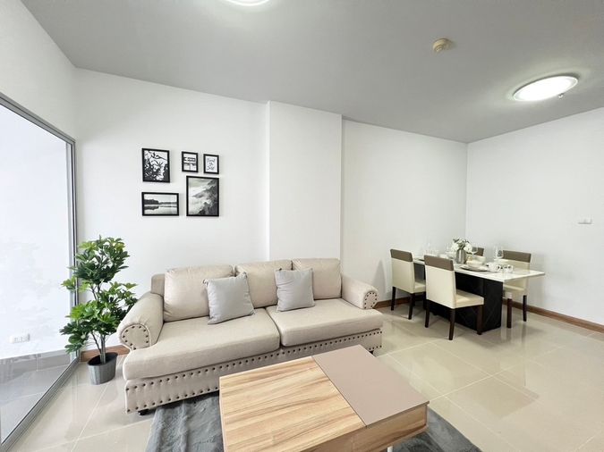 ขาย คอนโดเพนท์เฮ้าส์  ศุภาลัยมอนเต้ แอท เวียง ติดสถานีขนส่งอาเขต โทร (0955752068 คุณชมพู)