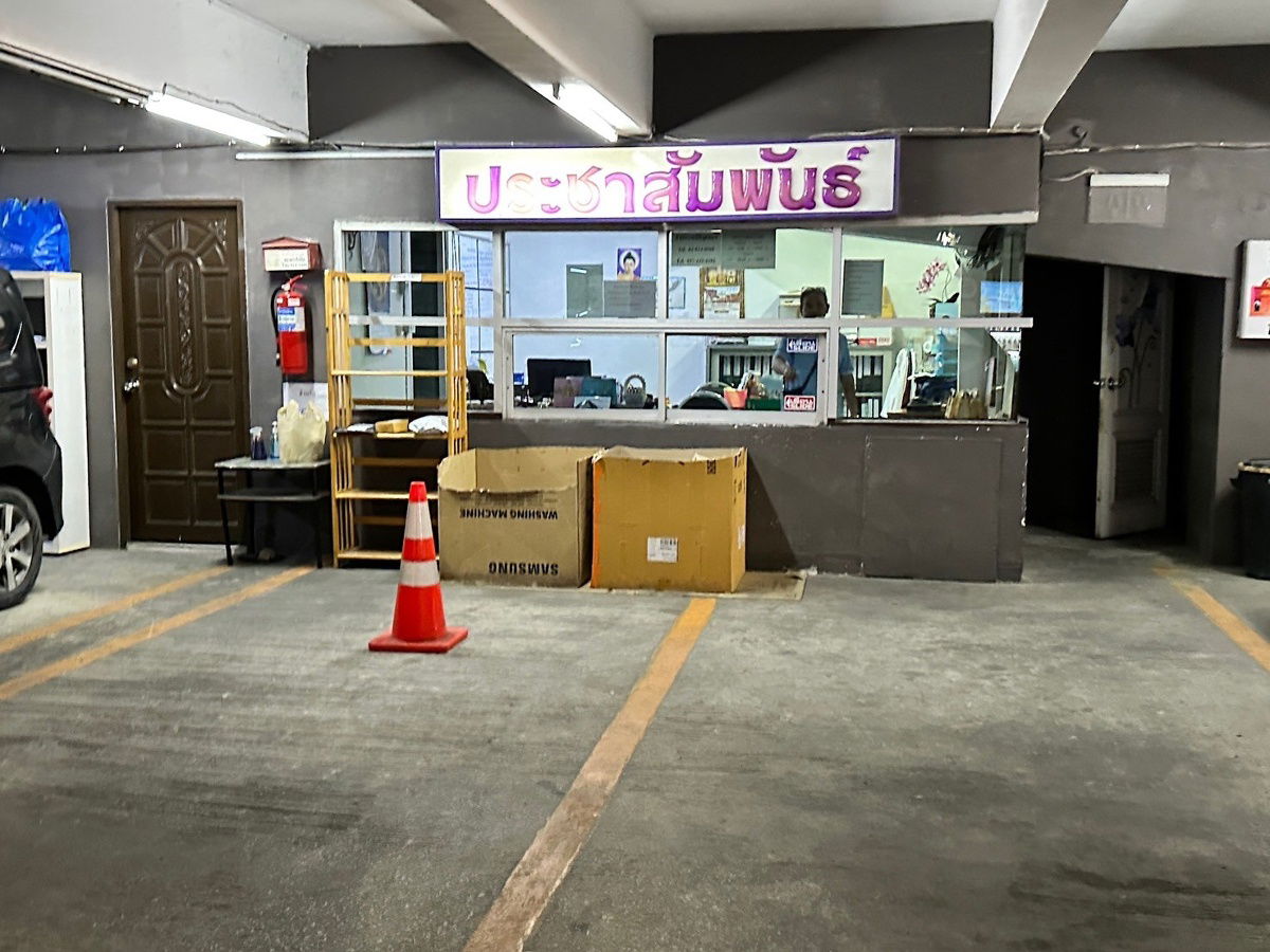 รูป ห้องรีโนเวทใหม่ น่าอยู่ อุปกรณ์ครบ ฟรีไวไฟ ใกล้รถไฟฟ้า - รูปที่ 23/32