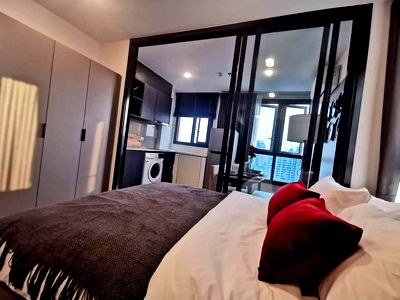 Condos for rent MRT Sutthisan :  XTHK125 Condo for rent, XT Huai Khwang, 33rd floor, Building A, city view, 31 sq m., 1 bedroom, 1 bathroom, 18,000 baht, 064-959-8900