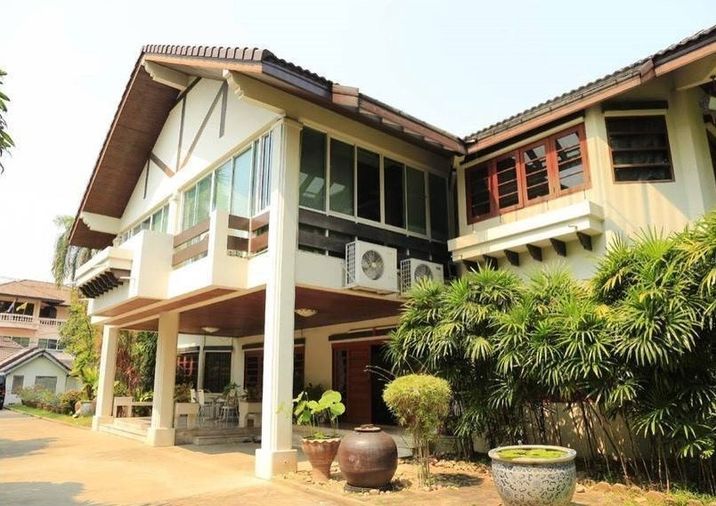 ขายบ้านเดี่ยว 9 ห้องนอน 2000 ตร.ม. 508 ตร.ว. เขตคลองสาน