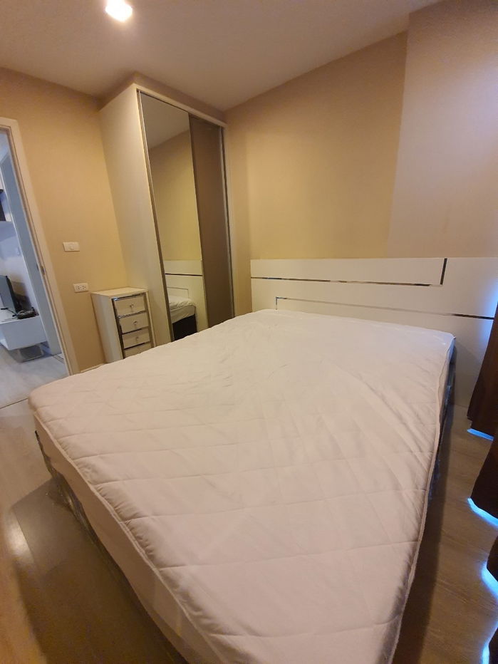 picture Condo metro luxe rama4 (Bangkok) - 2/13