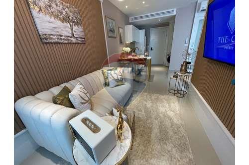 [920081021-9] Condo with Balcony, Ideal Location, Investment, Loan for Foreigner - image 6