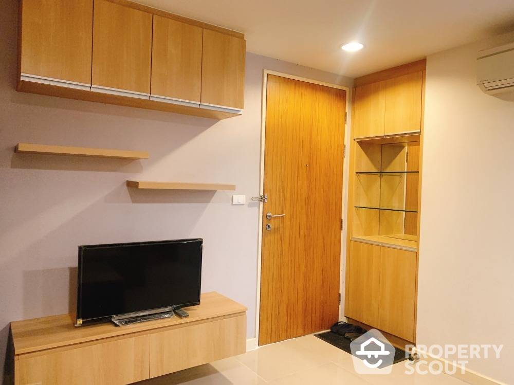 รูป คอนโด 1 นอน at Zenith Place Sukhumvit 42 Condominium ใกล้ BTS เอกมัย (ID 1596991) - รูปที่ 2/5
