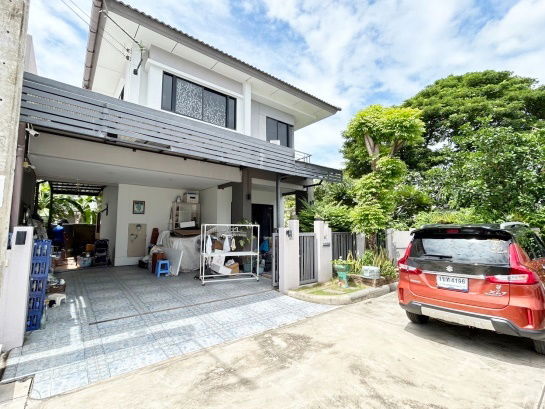 Twin houses for sale : For sale twin house,2-storey corner unit, 63.7 sq.w.Atoll Java Bay Bangna-Suvarnabhumi, King Kaew 19, near expressway, near Suvarnabhumi Airport