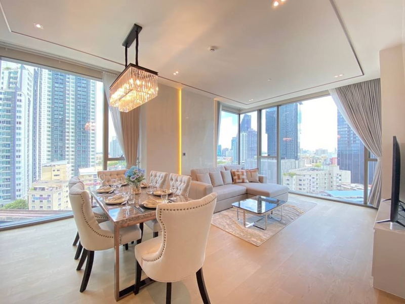 Condos for rent : LTHC10653–The Strand ThongLor FOR RENT 2 beds 2 baths size 90 Sq.m. Near BTS Thonglor Station ONLY 120k/month