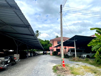 Shophouses for sale Si Sam Rong Sukhothai : Land for sale and house with land for sale