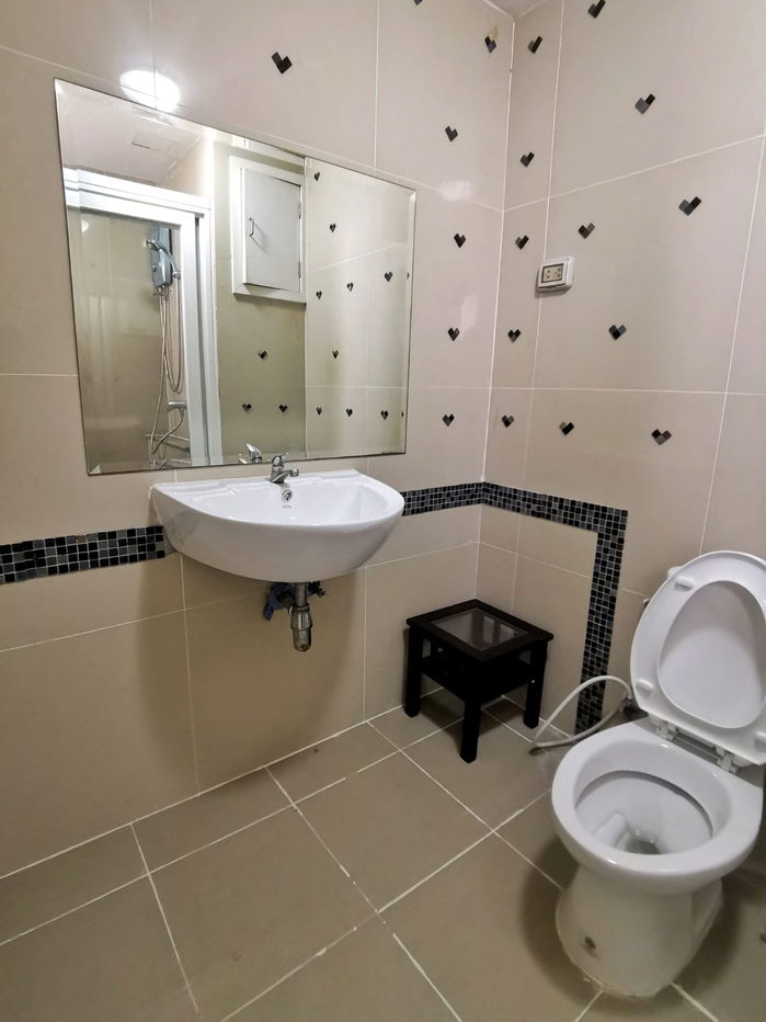 picture MB6303 Happy Condo Ratchada 18 Beautiful room, complete electrical appliances and furniture, convenient travel, ready to move in, near MRT Huai Khwang - 7/8